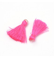 Pompon en polyester 3cm avec anneaux
