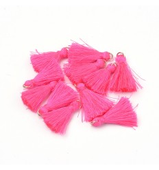 Pompon en polyester 3cm avec anneaux