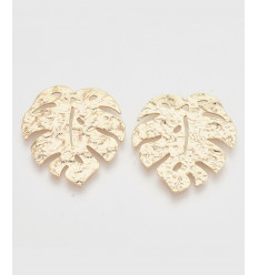 Pendentif feuille de monstera martelée plaquée or