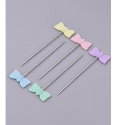 Boite d'épingles décoratives