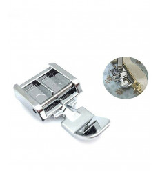 Pied pour poser un passepoil