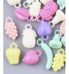 Lot de pendentifs petits fruits en acrylique (10pcs)