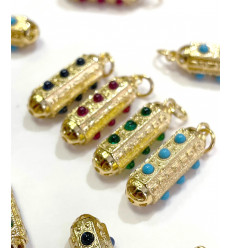 Pendentif Mantra verticale "BONHEUR/COURAGE"