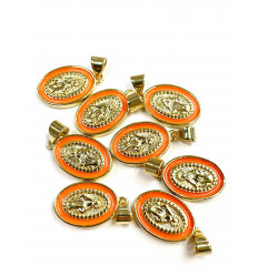 pendentif vierge émaillée orange