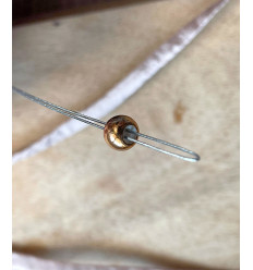 Enfile-aiguille câblé