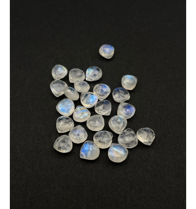 Pierre de lune rainbow à facettes - Goutte