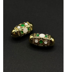 Pendentif mantra arrondi avec émaillage bleu et blanc