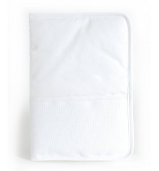 Protège carnet de santé à broder
