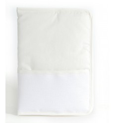 Protège carnet de santé à broder