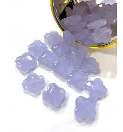 Perle taillée en trèfle - jade teinté