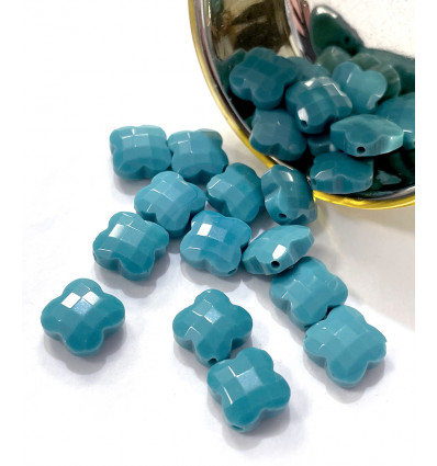 Perle taillée en trèfle - jade teinté