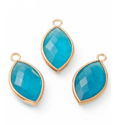 pendentif larme sertie en jade teintée