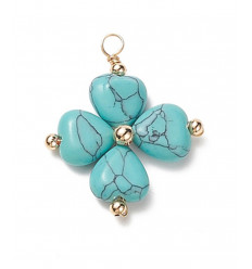 Pendentif trèfle en howlite turquoise