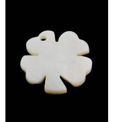 Pendentif trèfle en nacre (1pc)