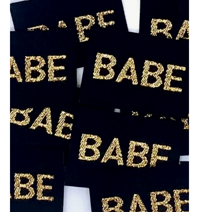 "BABE" - Étiquette tissée à coudre