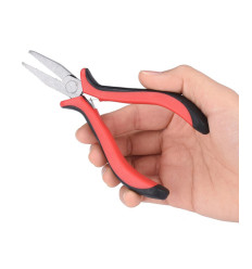 Pince à bijoux plate