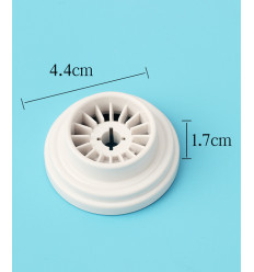 Couvercle de fixation pour bobine de machine à coudre